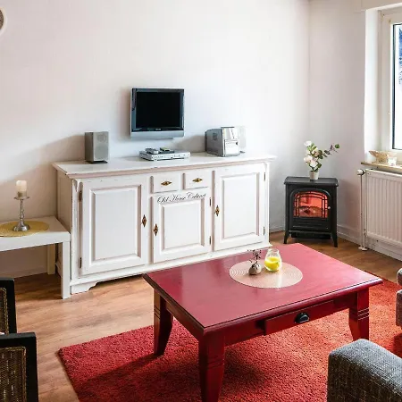Cosy Detached House With Small Garden In The Centre Of Brilon * ברילון