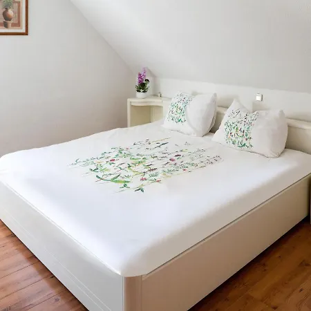 Cosy Detached House With Small Garden In The Centre Of Brilon בית נופש ברילון